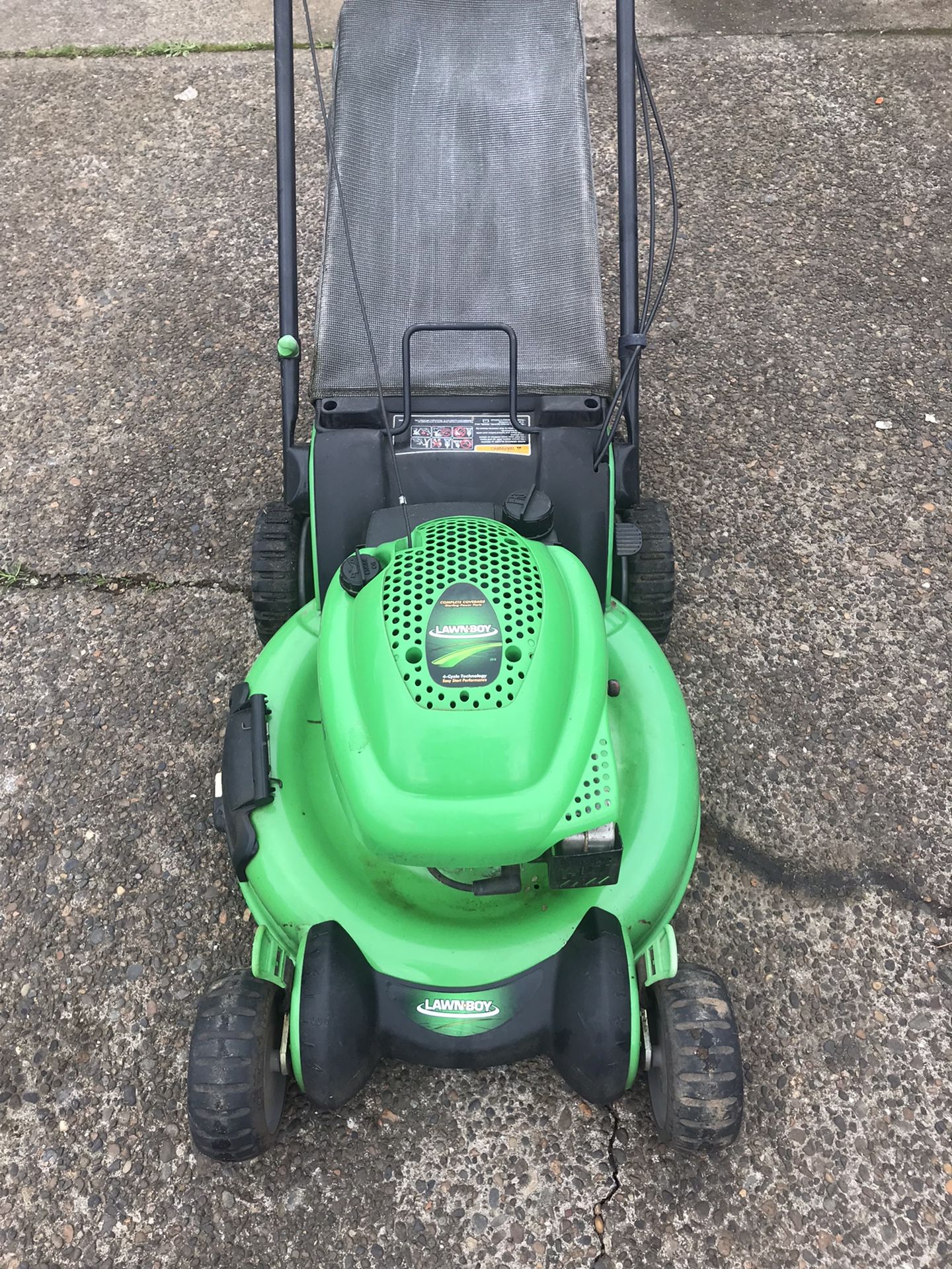 Lawn mower  lawn boy --HP6-5- -self propelled 