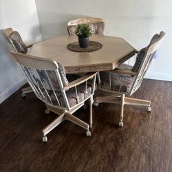 Dinning Table Whit Chairs 