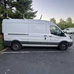 Ford Transit 250 Cargo Van 