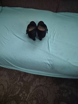 Ladies dress shoes size 5