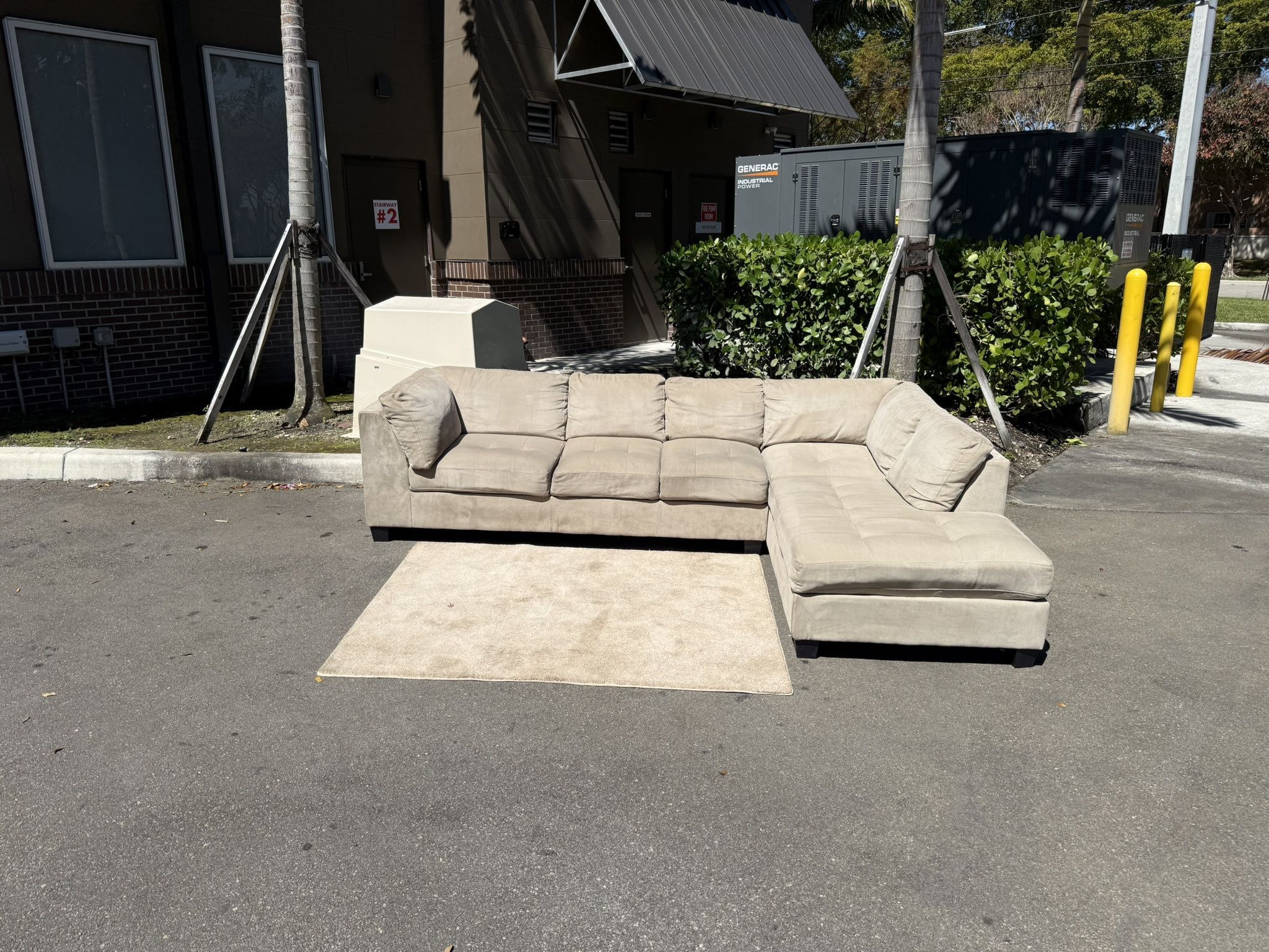 Sectional Couch/Sofa - Beige - Ashley Furniture