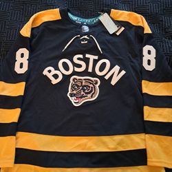 NHL Adidas Boston Winter Classic Pastrnak Jersey