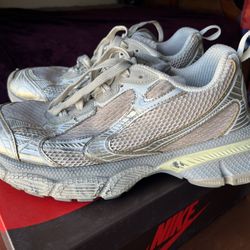 BALENCIAGX 3XL Tan Fashion Sneakers