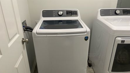Midea Washer and Dryer Set