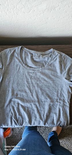 Small and medium maternity clothes