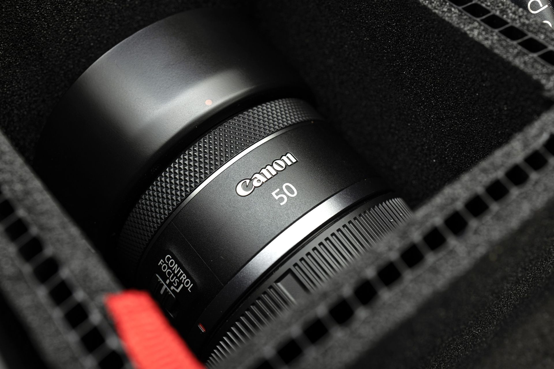 Canon RF 50mm F/1.8 STM Lens