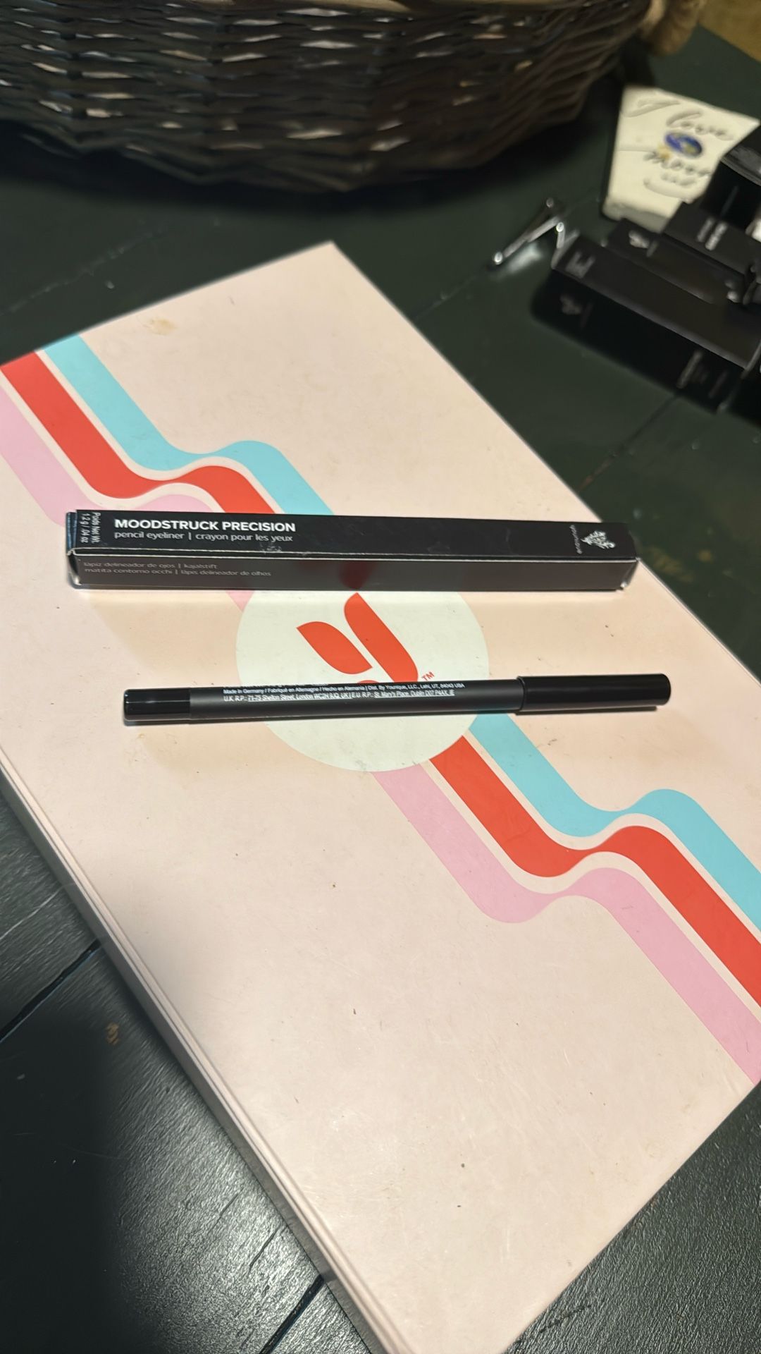 Brand New In Box YOUNIQUE MOODSTRUCK PRECISION Pencil Eyeliner In PERFECT (Black)