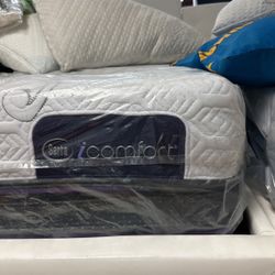 SERTA iComfort Memory Foam Queen Mattress