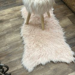 Brand new Lt. Pink Stool And Mat