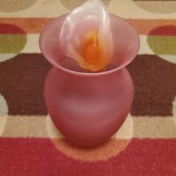 VASE - WITH ATTACHED INTERIOR CANDLE 