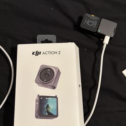 DJI Action 2 w/ Dual Screen Combo