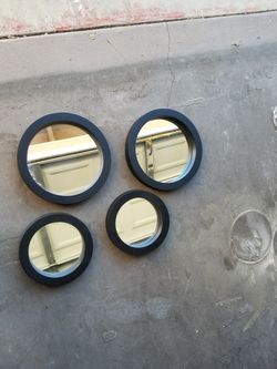 Wall Mirror Set