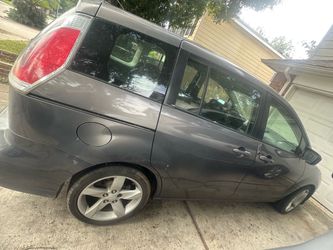 2010 Mazda van