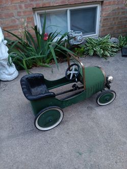 1939 Classic Kids Ride _ On Pedal Car