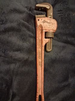 Pipe wrench