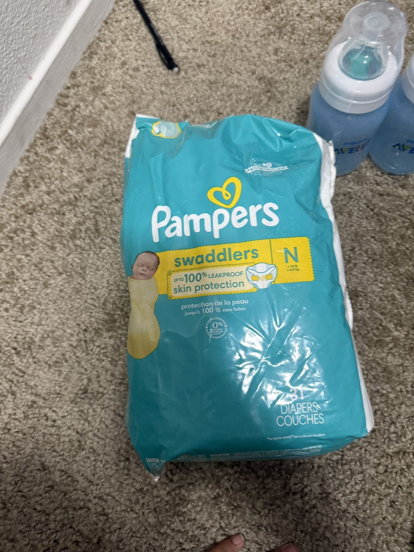 31 Count Pampers Size Newborn 