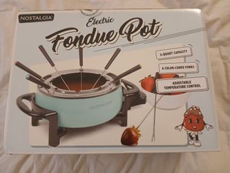 Fondue Pot New in Box great for a Party!