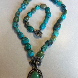 Turquoise Sterling Silver Necklace With Pendant 