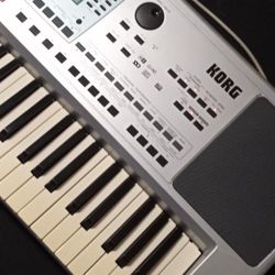 Beautiful Korg PA 50 61 Key In Excelent Condition