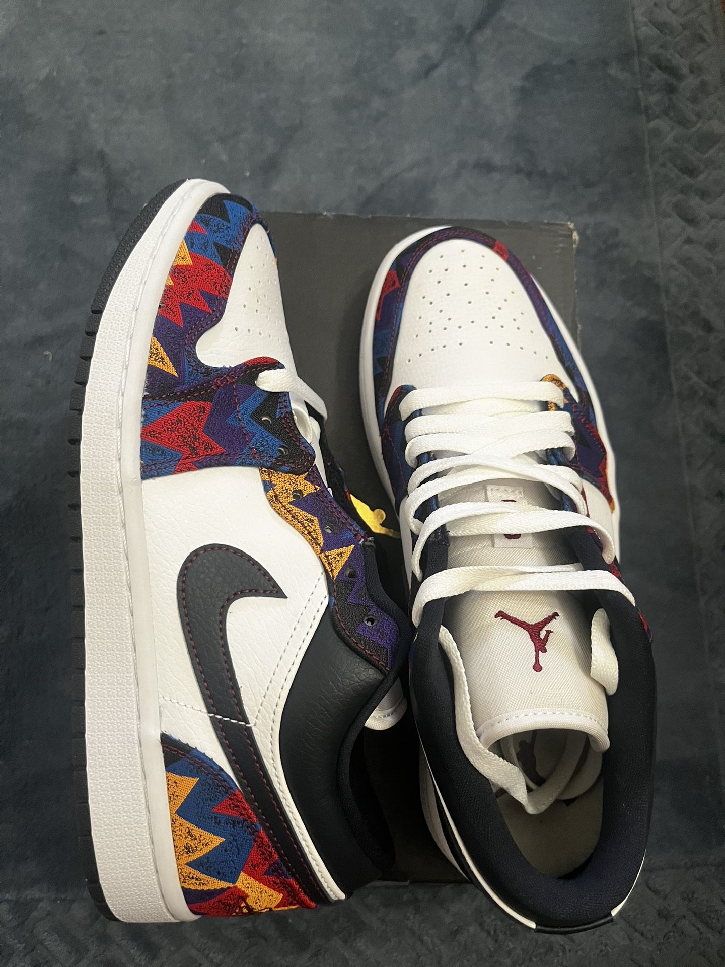Jordan 1 low size 8 men