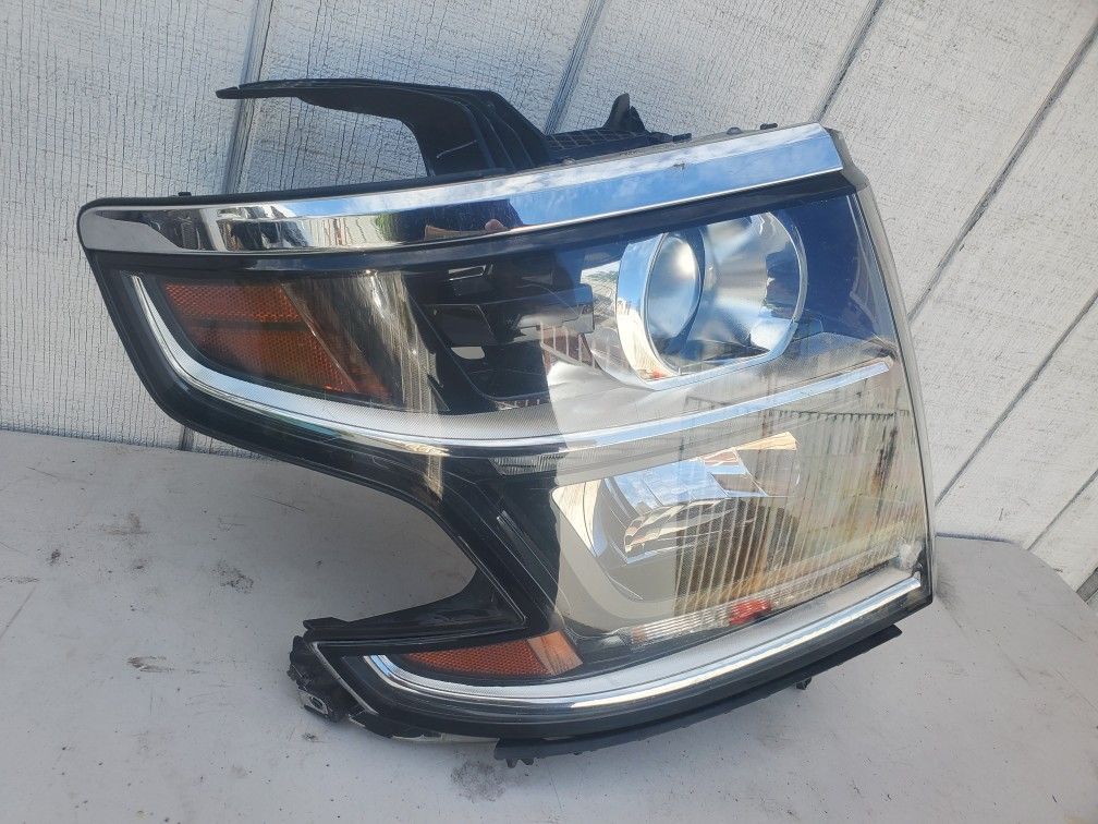 Chevrolet Tahoe Headlight 2015-2020 Oem