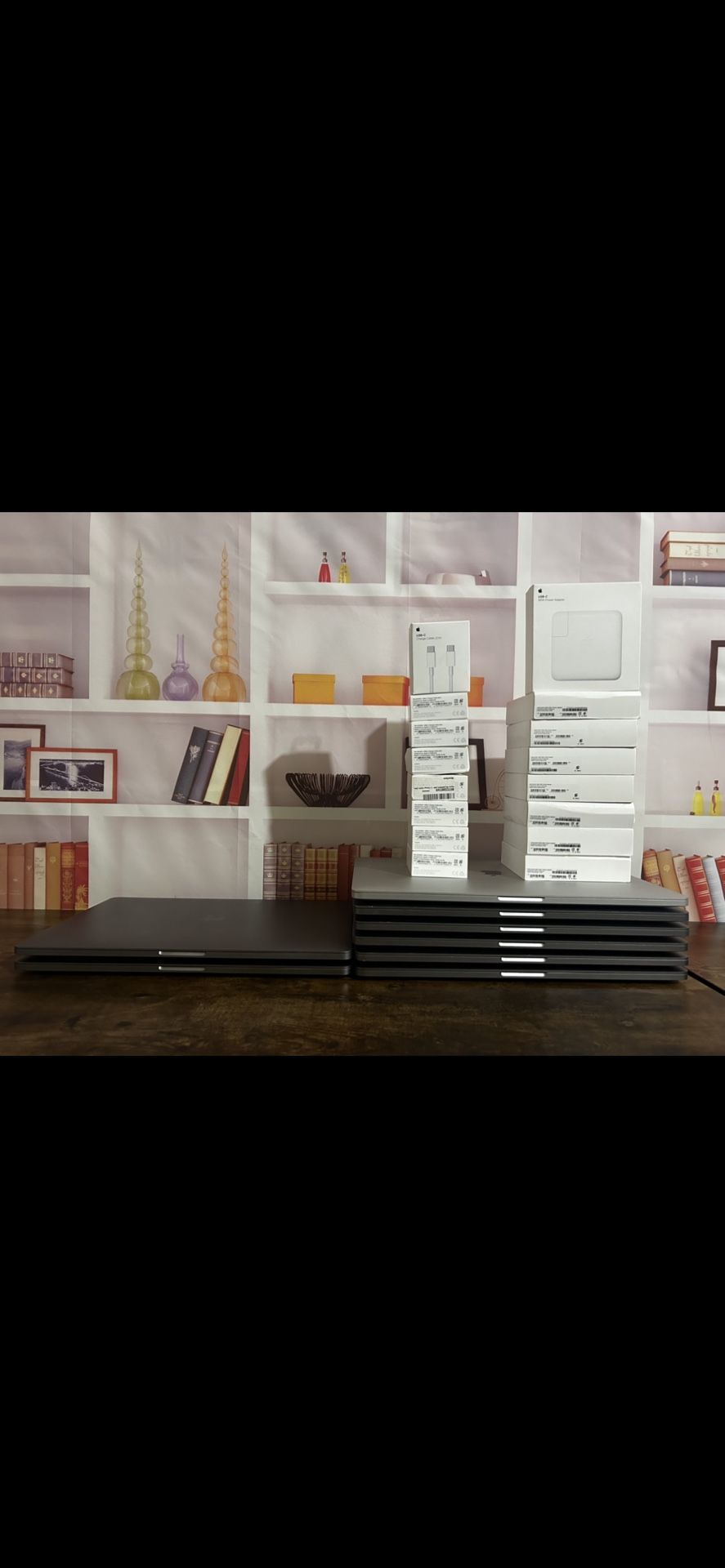 Apple MacBook Pro 16 Inch 2019 64GB 2TB & 32GB