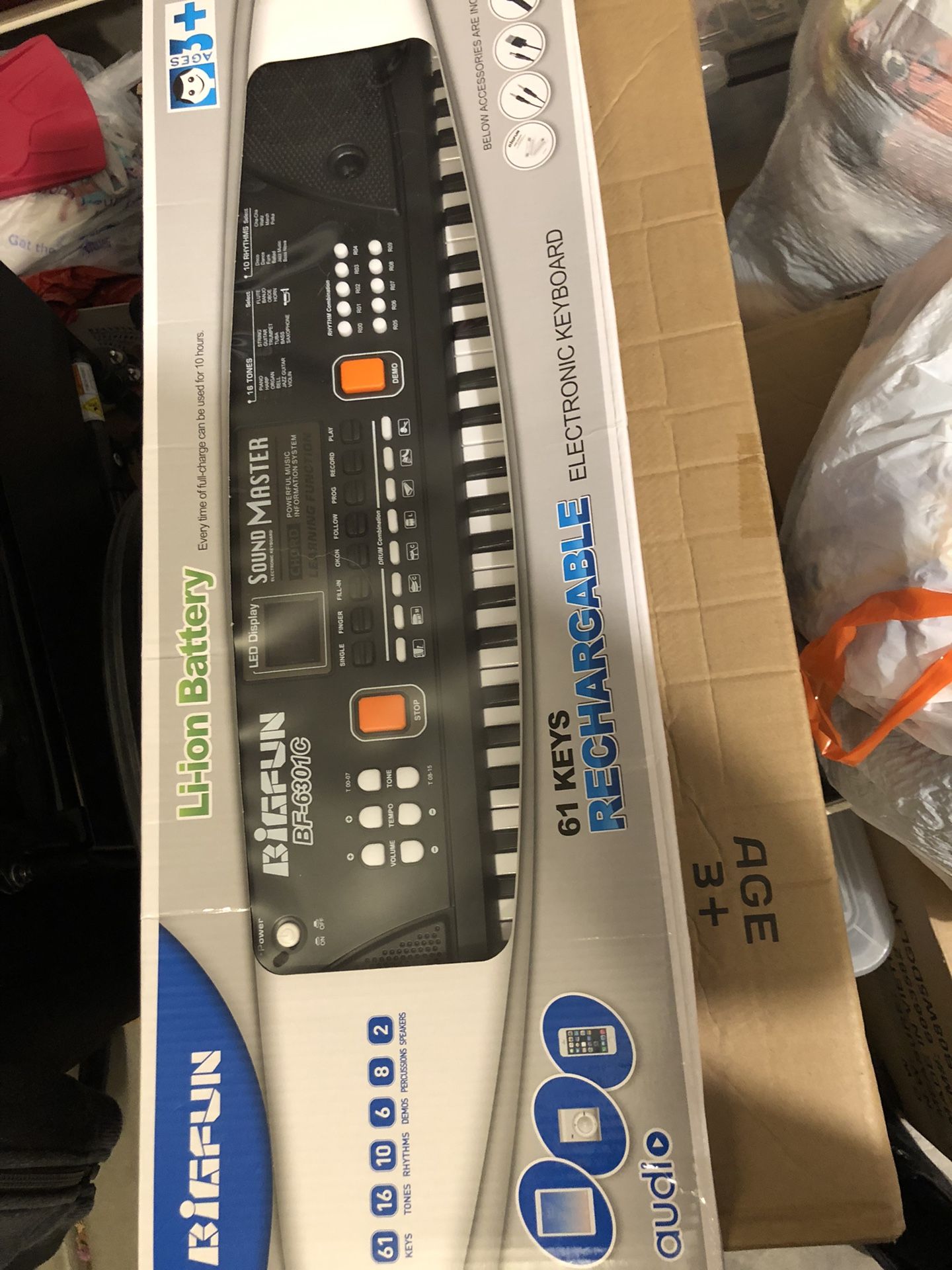 Electric Keyboard