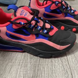 Sz 4Y / 5.5W Nike Air Max