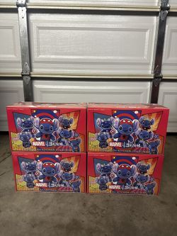 Marvel Stitch Full Case & Blindboxes