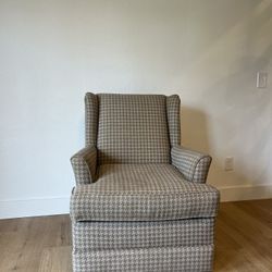 Swivel Chair 