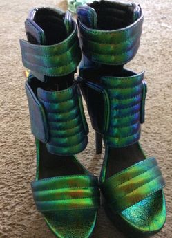 Privileged iridescent heels 10