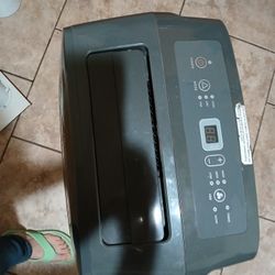 Tengo 2 ventiladores trabajan muy bien están semi nuevos ah