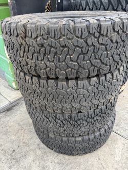 285/65r20 a Bfgoodrich ko2 tires en excelentes condiciones de vida las 4