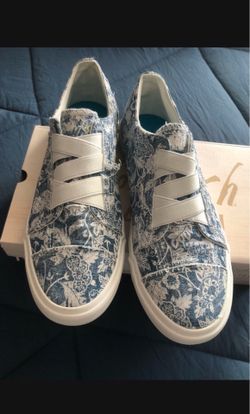 Women shoes