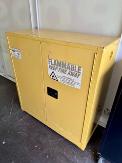 30 Gallon Metal Flammables Cabinet - Eagle #1932