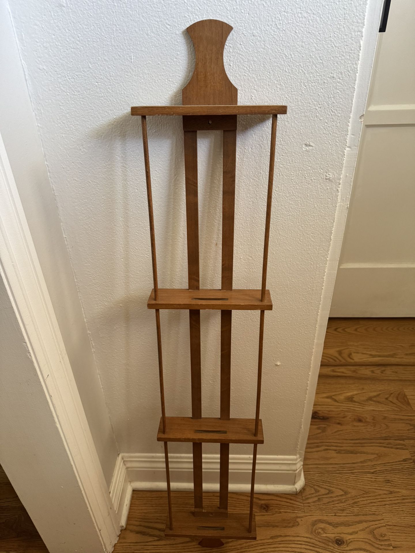 Decorative plate Rack