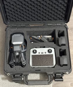 DJI Mavic 3 Classic 4K Drone Up to 46min Remote w/ Screen, Battery, Props