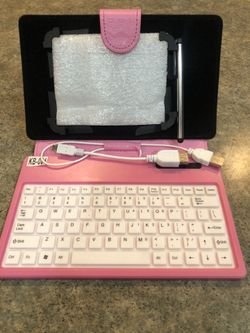 Tablet case with keyboard