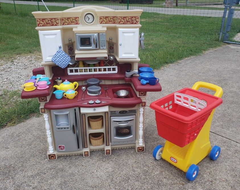 Step2 Lifestyle Party Time Kitchen W/ Little Tikes Shopping Cart ~ Step 2 Toddler Pretend Kitchen