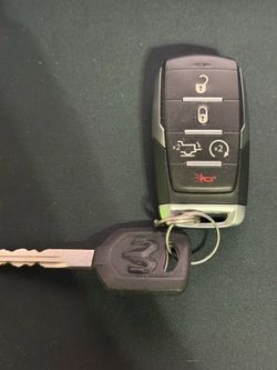 Dodge ram Laramie 2021 key fob