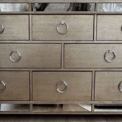 Z Gallerie Pulaski Farrah 8 Drawer Dresser And Mirror