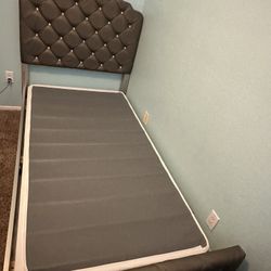 Twin Bed With Boxspring 