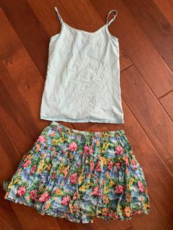 New ladies small Aeropostale skirt with built-in slip fits a girls 14–16