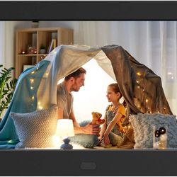 Brand New Digital Photo Frame with IPS Screen(7 Inch Black )