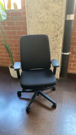 Steelcase Amia Office Chair