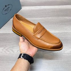 Prada Men’s Leather Shoes With Box 2026 New