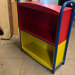 Kids bookshelf