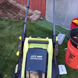 Ryobi 20 In Self Propelled Mower 