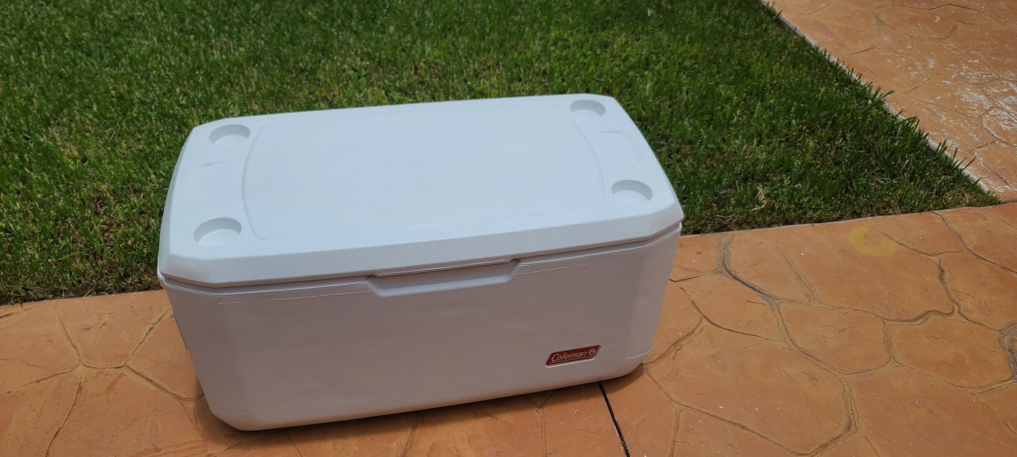 Coleman 120 Qt. Coastal Xtreme Series Marine Cooler.