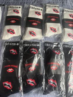READ DESC supreme socks x chrome socks